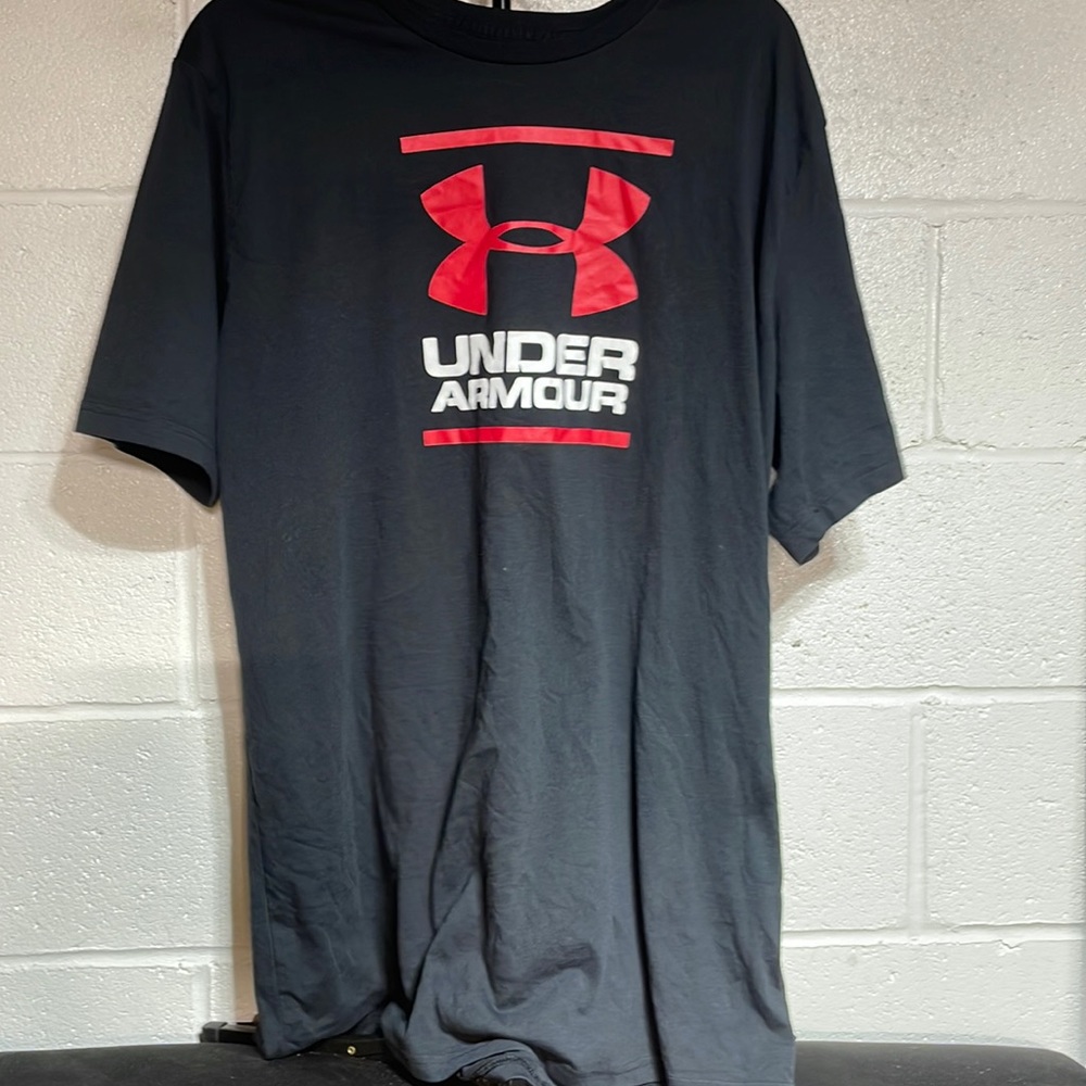 Size XXLT men shirts under armor